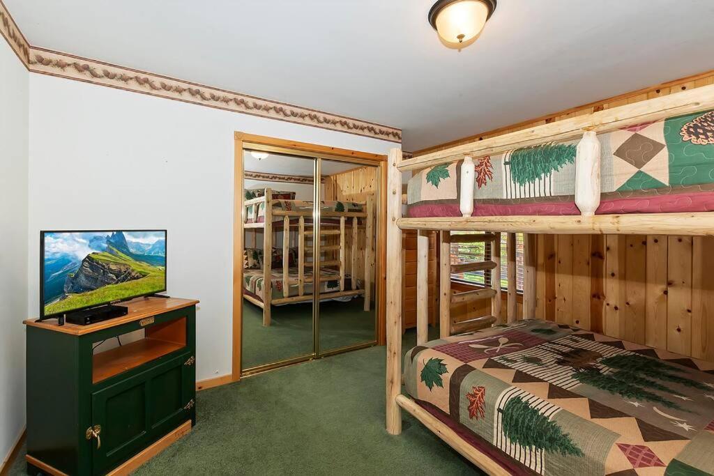 Teakwood - 3-Br Spa, Fire Pit, Quiet, Ac, Centrally Located Villa Big Bear Lake Ngoại thất bức ảnh