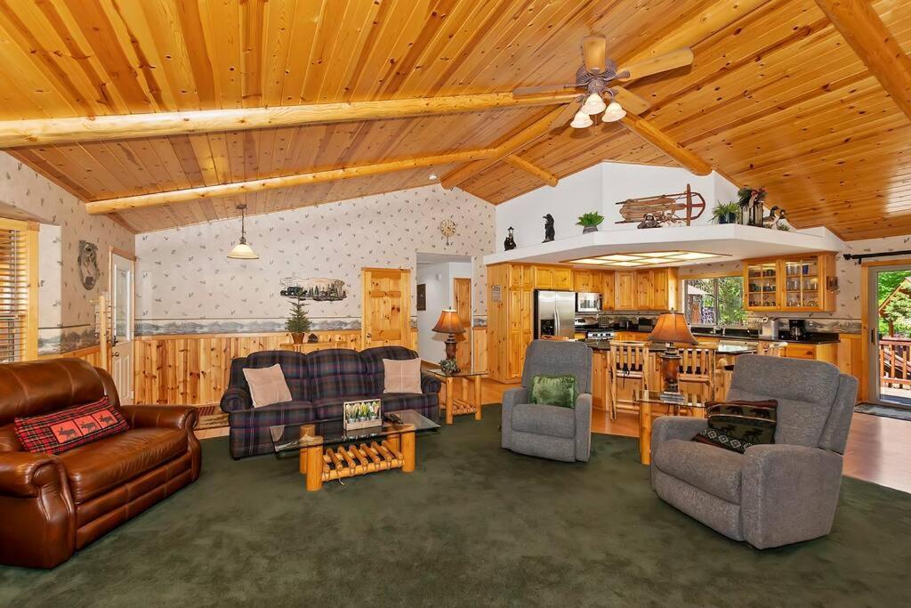 Teakwood - 3-Br Spa, Fire Pit, Quiet, Ac, Centrally Located Villa Big Bear Lake Ngoại thất bức ảnh