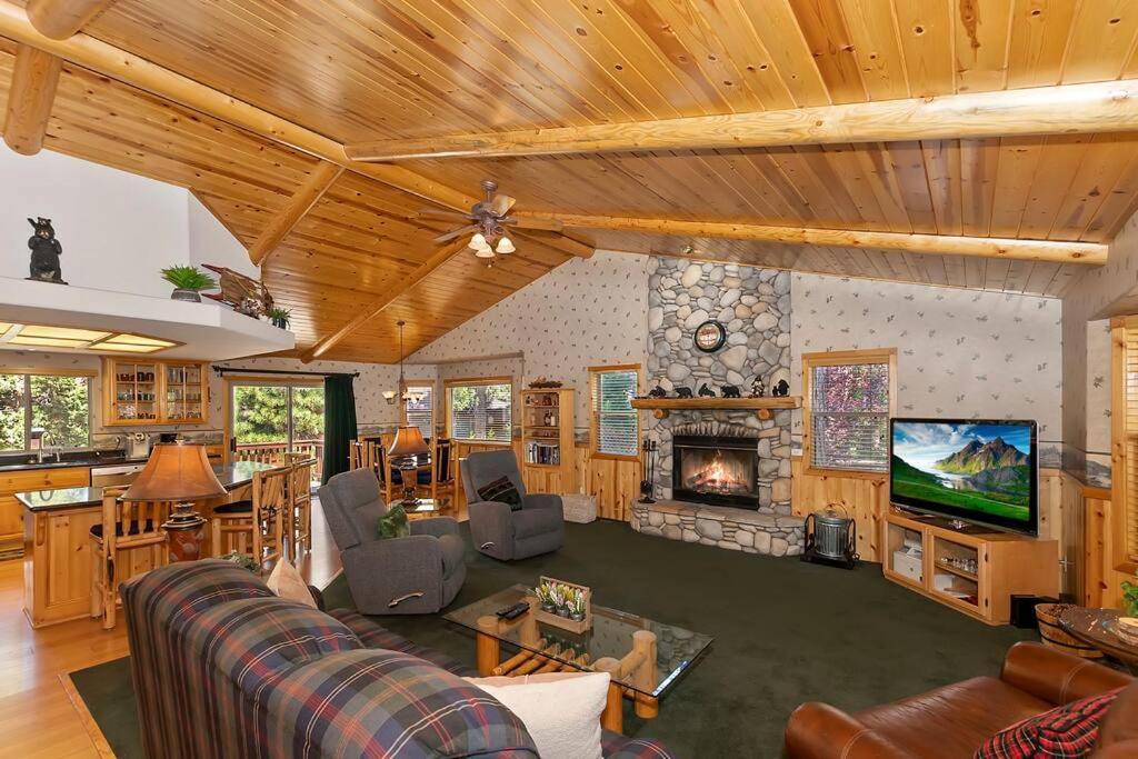 Teakwood - 3-Br Spa, Fire Pit, Quiet, Ac, Centrally Located Villa Big Bear Lake Ngoại thất bức ảnh
